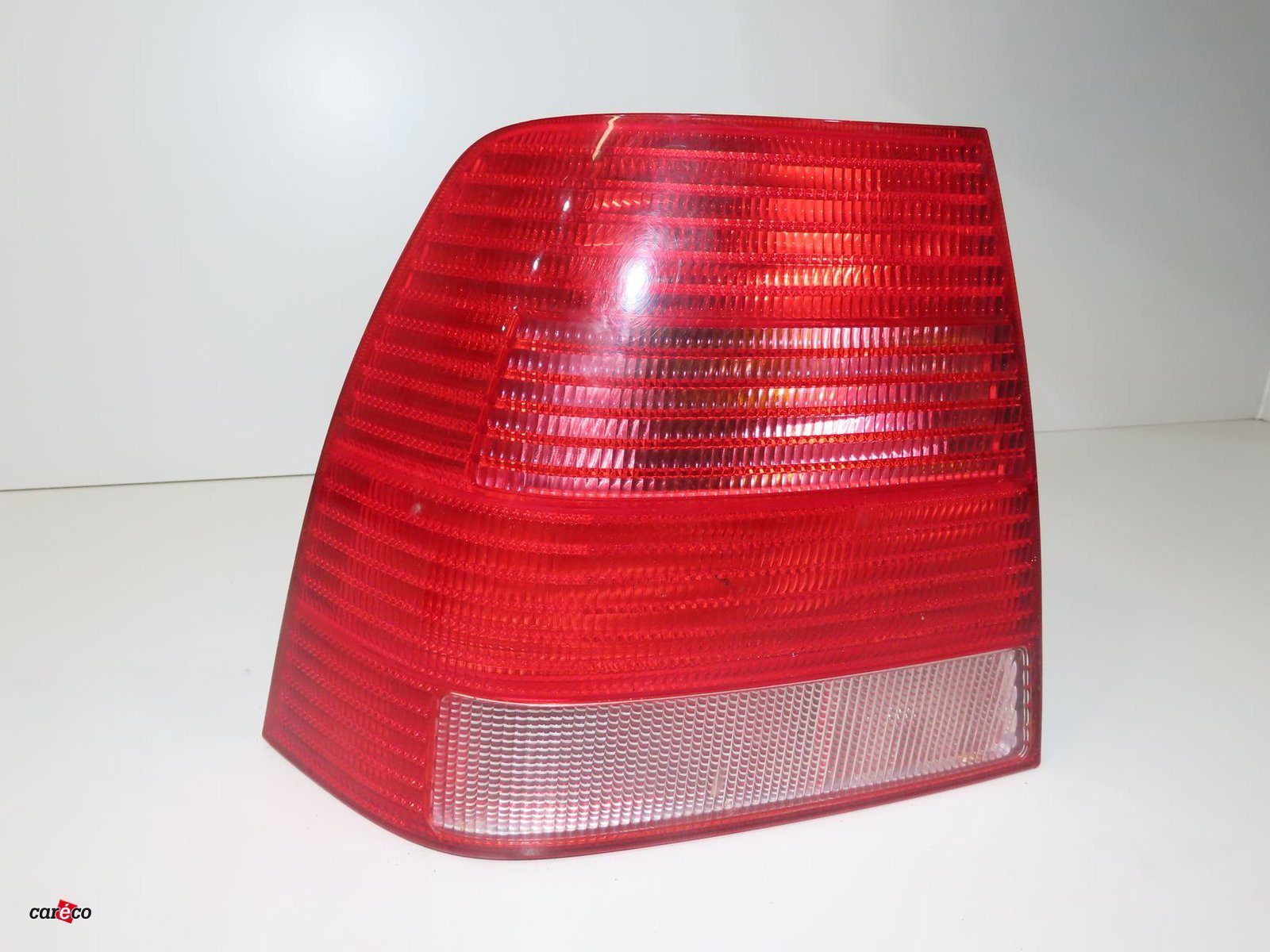Feu arrière gauche Volkswagen BORA I (1J2) 1.9 tdi (1998-2005) occasion