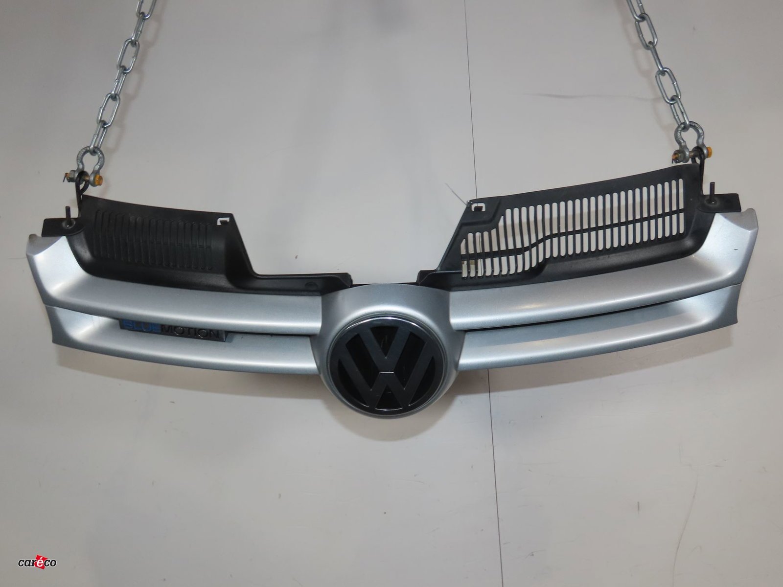 Calandre VOLKSWAGEN GOLF V  1.9 TDI 105ch occasion