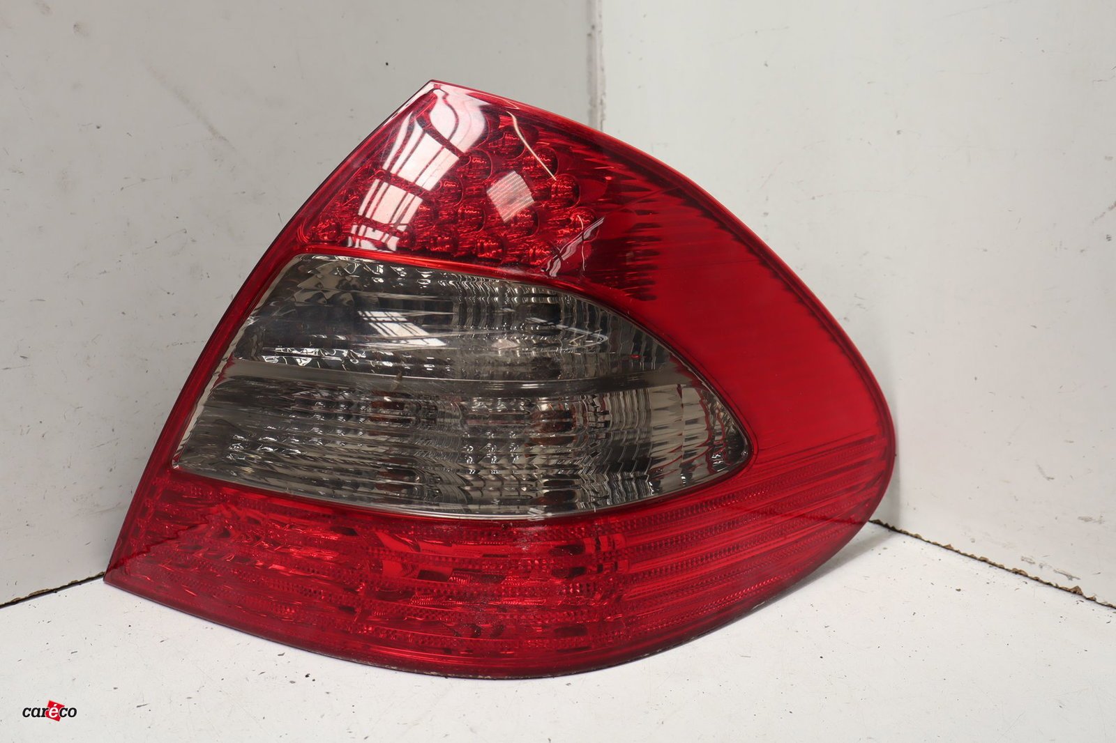 Feu arrière droit Mercedes-benz CLASSE E (W211) E 320 cdi (211.022) (2005-2008) occasion