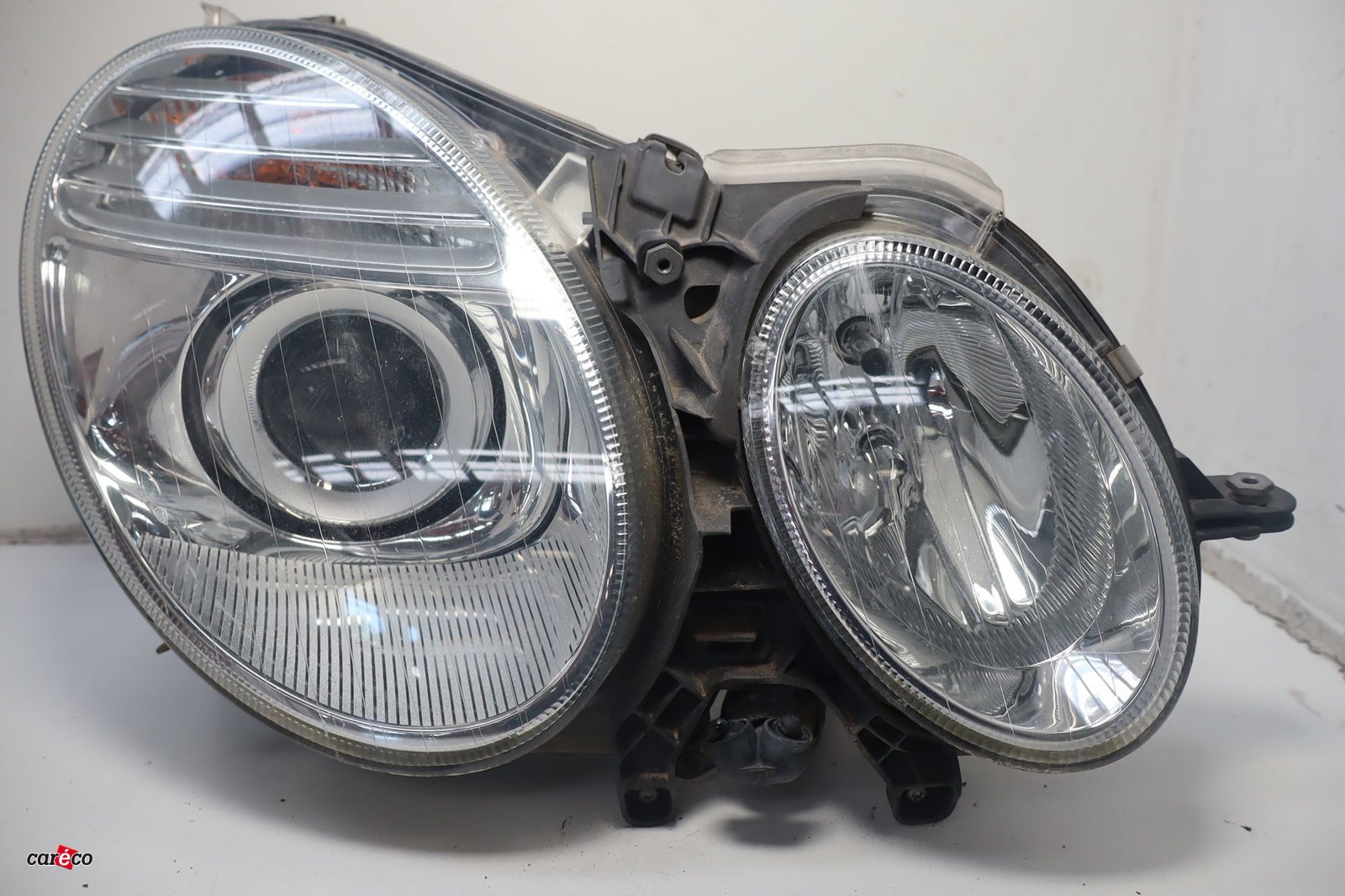 Phare droit Mercedes-benz CLASSE E (W211) E 320 cdi (211.022) (2005-2008) occasion