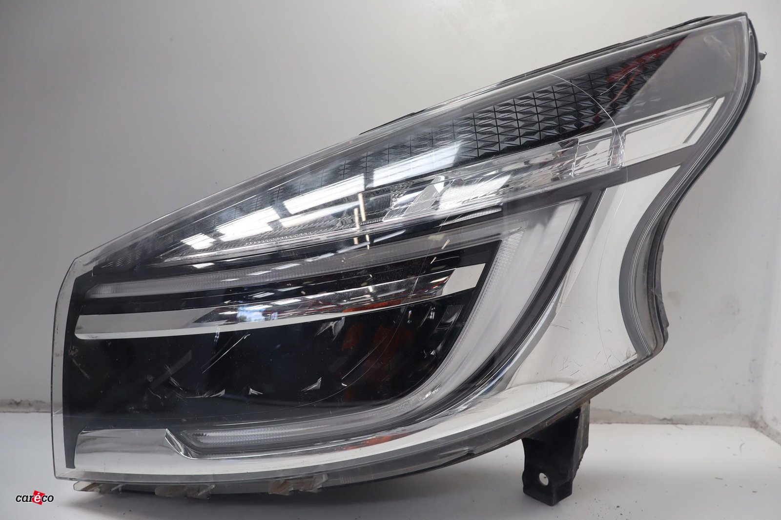 Phare gauche Renault TRAFIC III Camionnette (FG_) 2.0 dci 120 (fgmn) (2019) occasion