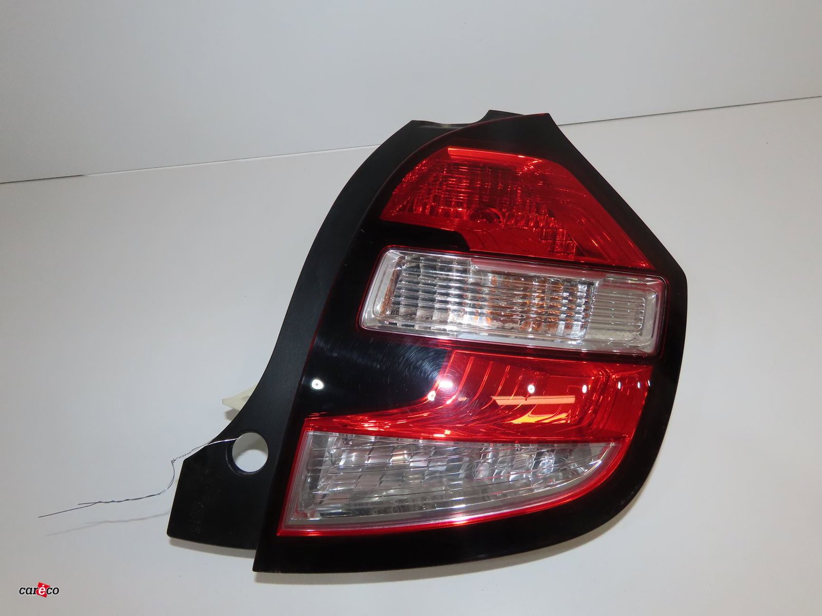 Feu arrière droit Renault TWINGO III (BCM_, BCA_) 1.0 sce 70 (2014) 5 portes occasion