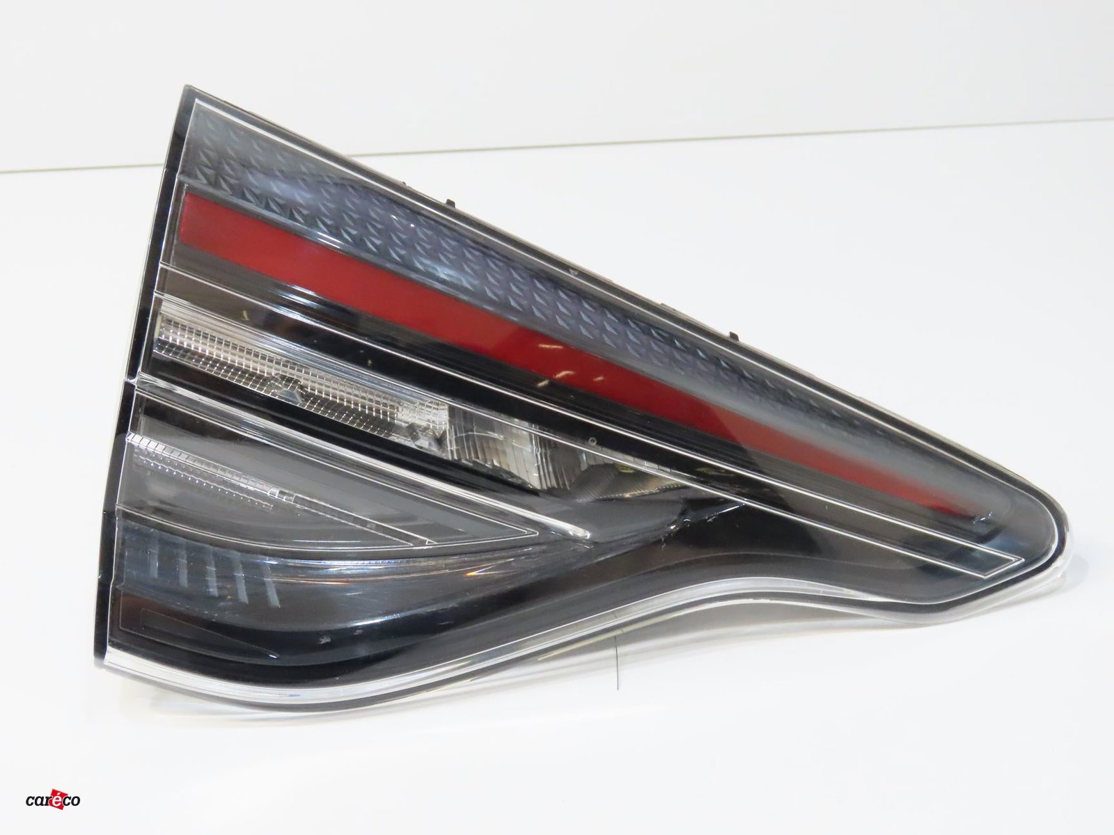 Feu arrière interieur gauche Renault CLIO V (B7_) 1.6 e-tech 140 (b7mu) (2020) occasion