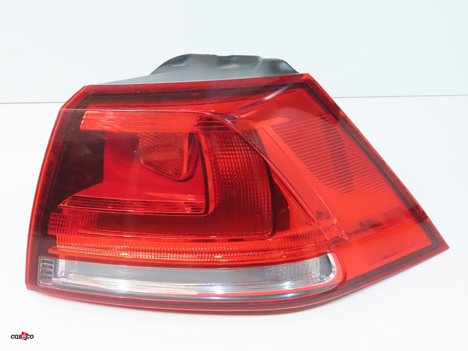 Feu arrière droit Volkswagen GOLF VII (5G1, BQ1, BE1, BE2) 1.4 tsi (2014-2020) occasion