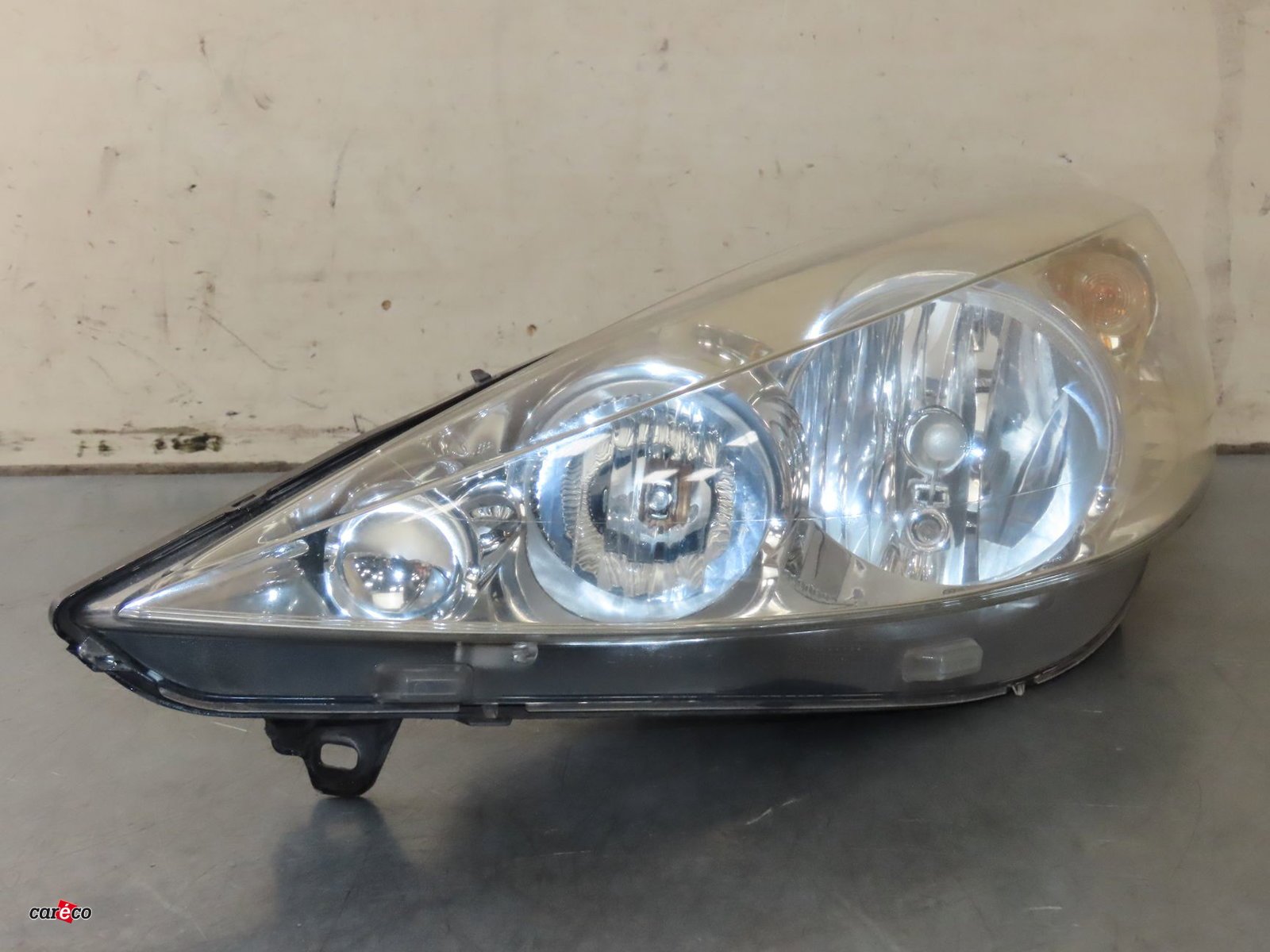 Phare gauche Peugeot 206 (2L_, 2M_) 1.4 i (2010-2013) occasion